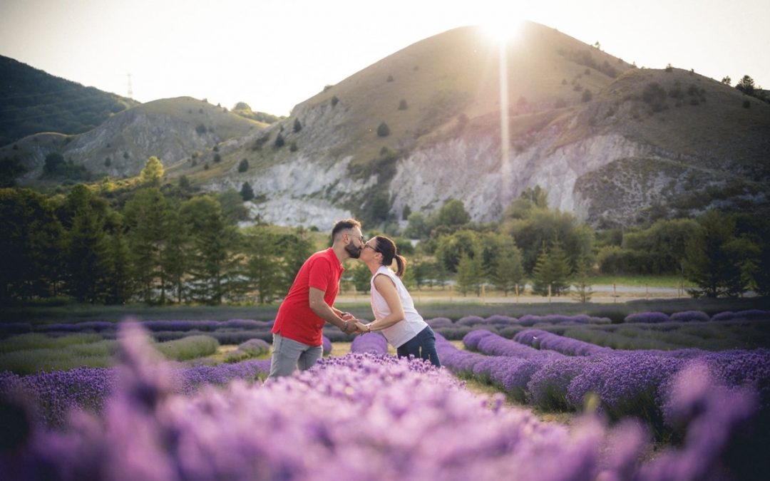 Un suggestivo scatto realizzato al Parco della lavanda (foto Daniele Arieta - Facebook)