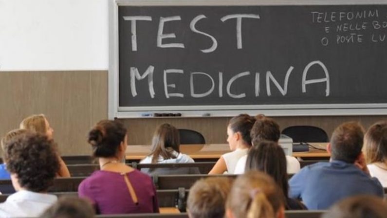 Medicina, i guasti del numero chiuso che penalizza il Sud