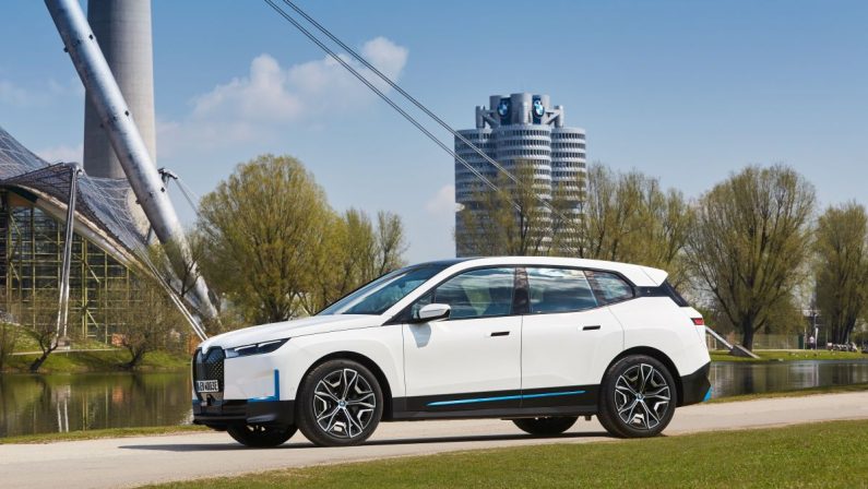 Partnership tra Alphabet e Salvatore Ferragamo per mobilità sostenibile