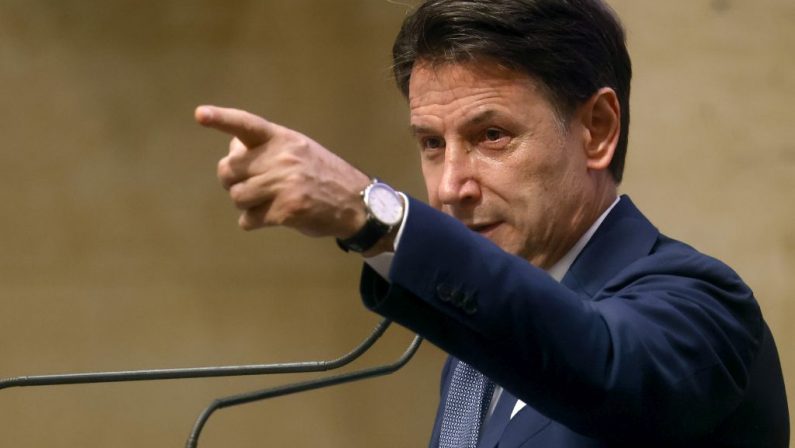 M5s, Conte eletto presidente “Entro fine anno il programma di Governo”