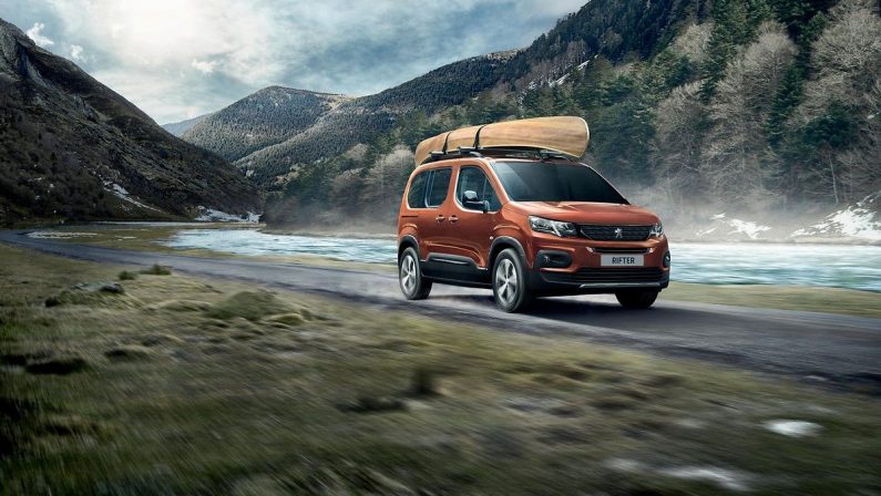 Con Peugeot Rifter puoi goderti grandi momenti in riva al mare