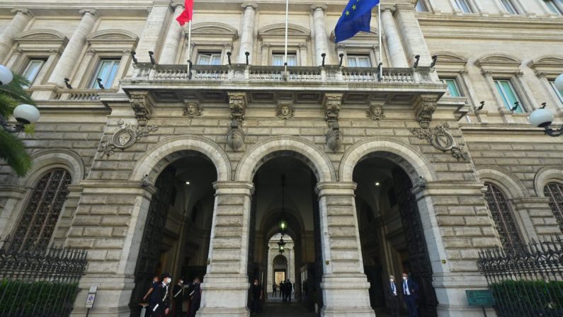 Banche, a giugno prestiti in aumento