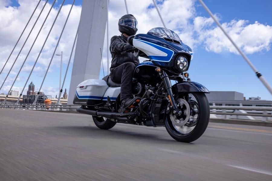 Harley-Davidson, edizione limitata Street Glide Special
