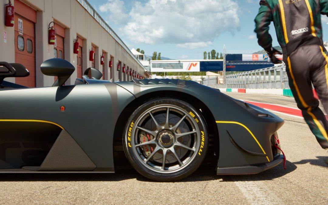Dallara Stradale EXP alla conquista del Mugello con Pirelli P Zero Slick