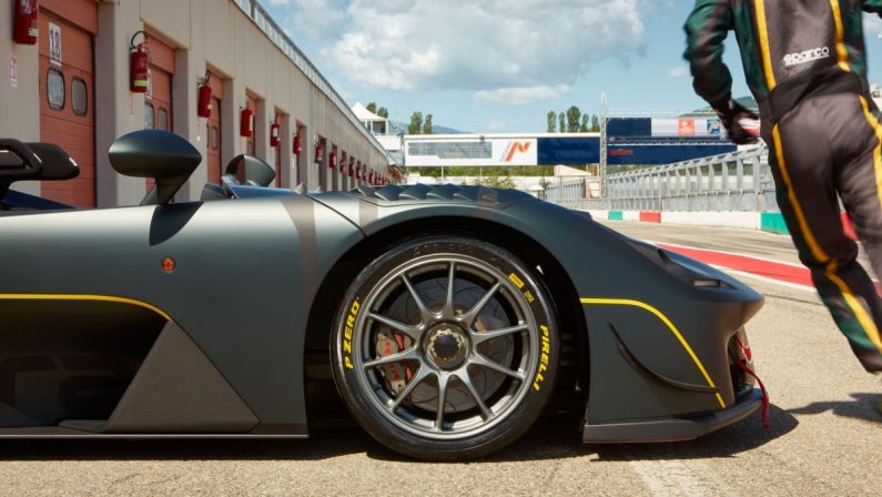 Dallara Stradale EXP alla conquista del Mugello con Pirelli P Zero Slick