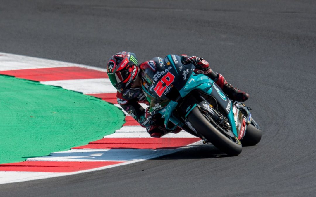Quartararo miglior tempo nelle prove libere a Silverstone, Rossi 10°