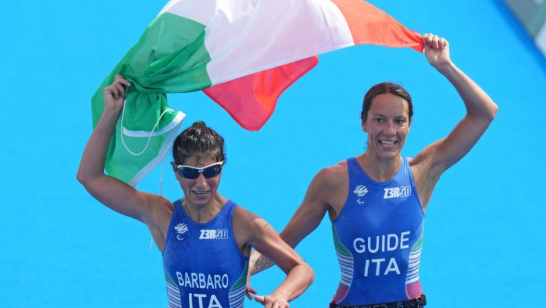 2 medaglie nel triathlon, 2 nel nuoto e Vio in finale