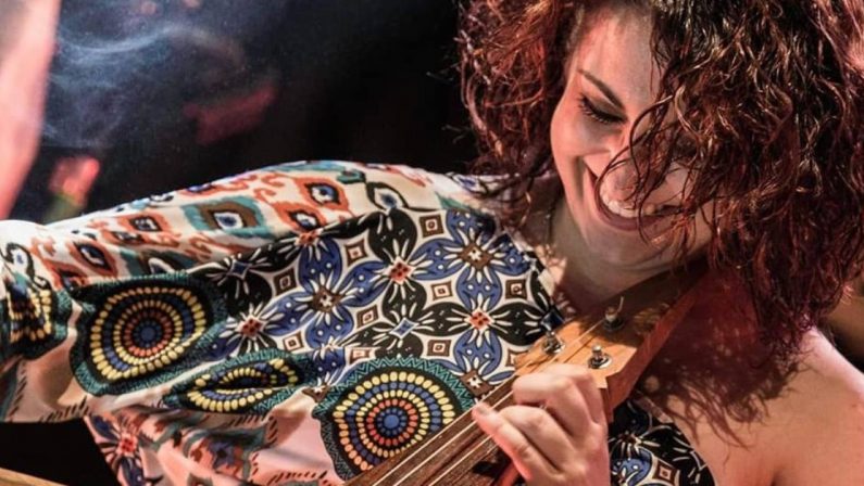 La lira calabrese di scena stasera al Kaulonia Tarantella Festival