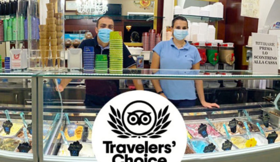 Due dei titolari dell’Antica Gelateria Fortino a Cariati