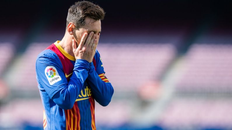 Messi, addio al Barça “Non sono pronto, immaginavo altro finale”