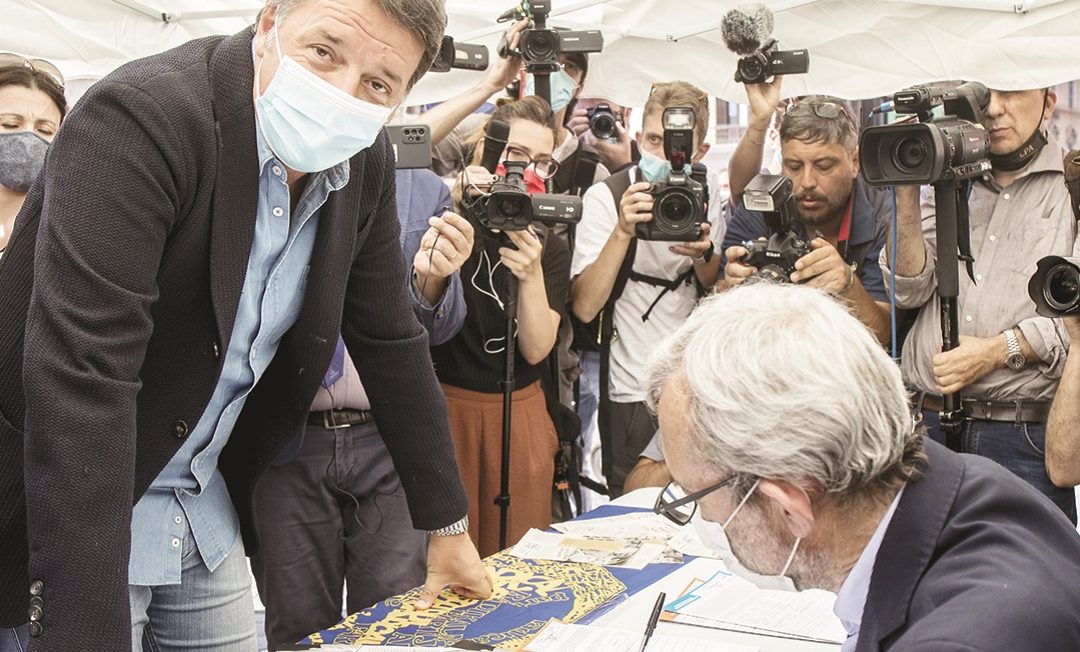 Renzi firma il referendum sulla giustizia