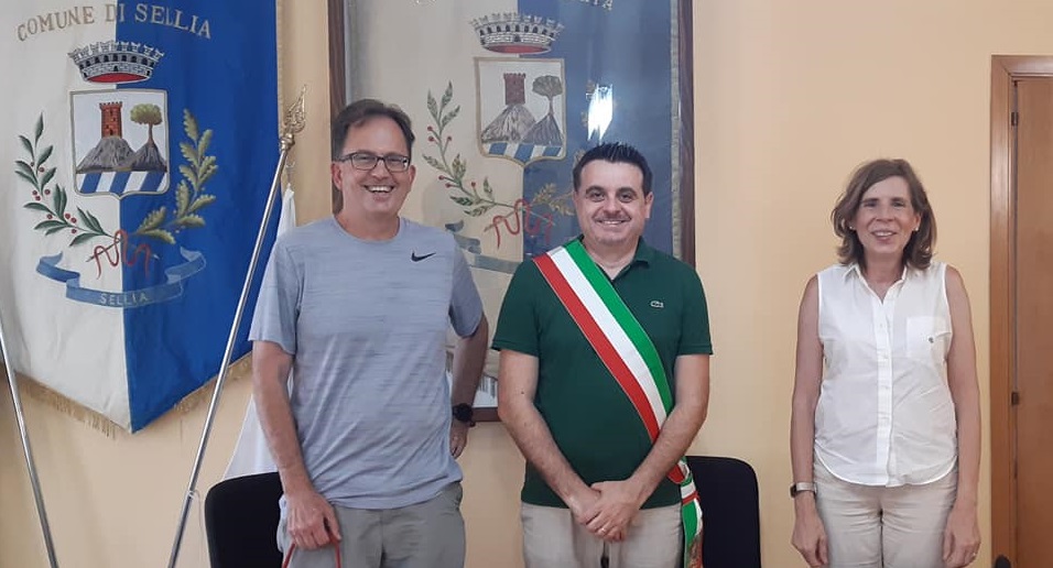 Il sindaco Zicchinella con i medici americani
