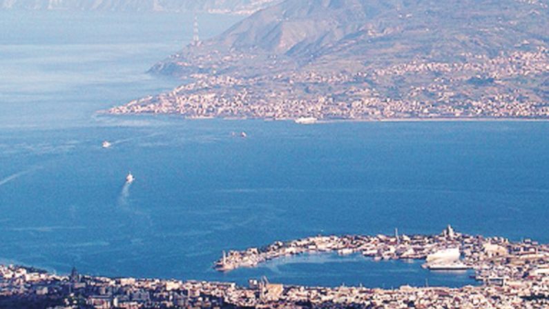 Green pass, protesta del sindaco di Messina: bloccati collegamenti tra Sicilia e Calabria