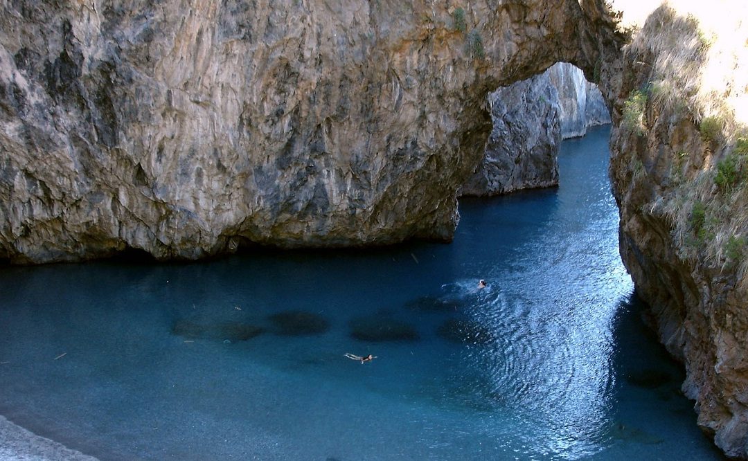 La spiaggia dell'Arcomagno a San Nicola Arcella