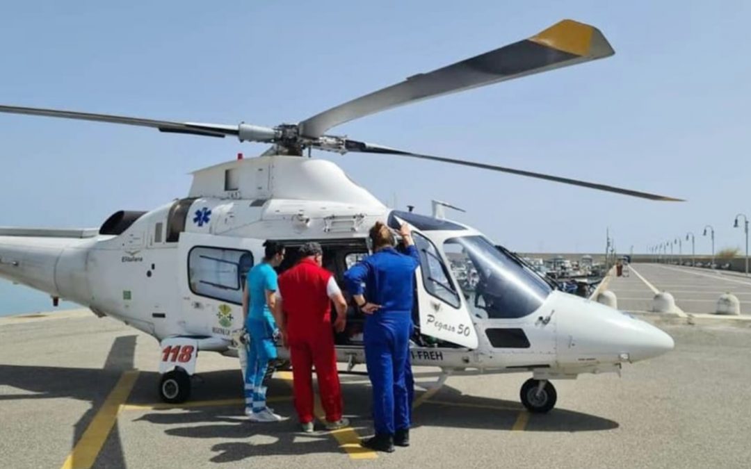 Corigliano Rossano, ragazza muore dopo un malore sul bus