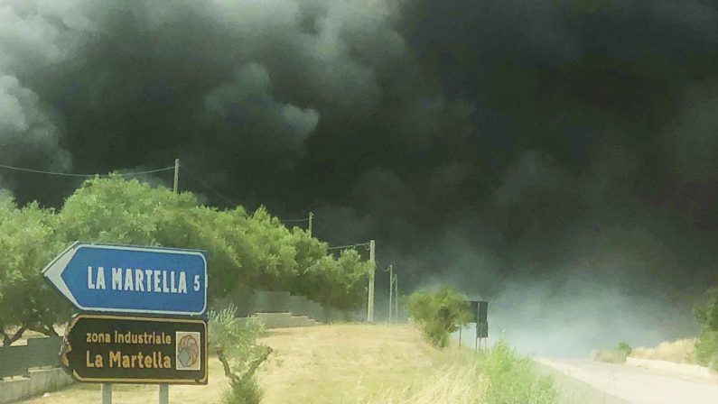 Estintore fuori uso nella discarica