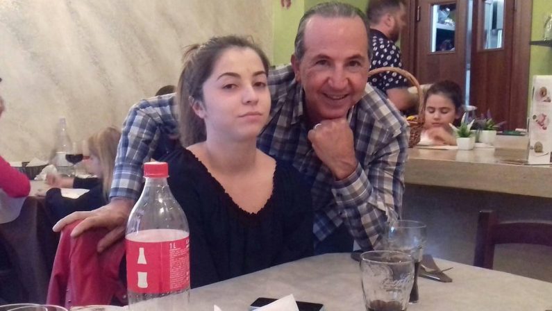 Il dolore del padre di Simona Cavallaro, la ragazza sbranata dai cani: «Nostre vite distrutte»