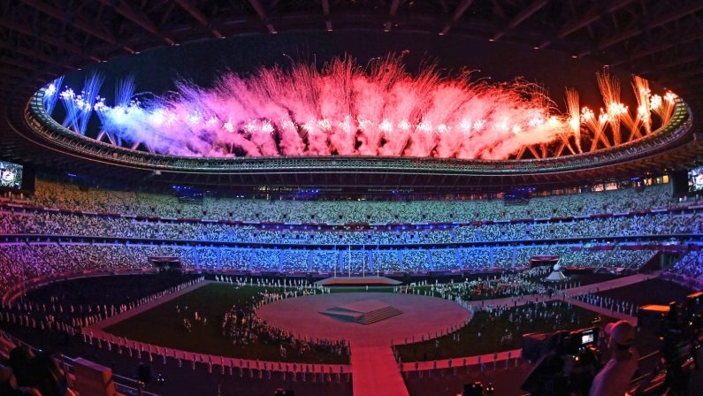 Cala il sipario sui Giochi di Tokyo, arrivederci a Parigi 2024