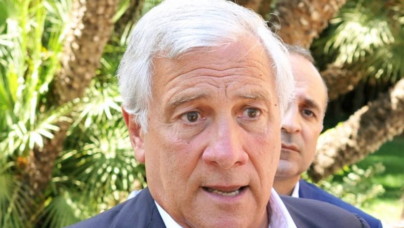 Green Pass, Tajani “Ok Draghi, voto commissione non divide centrodestra”