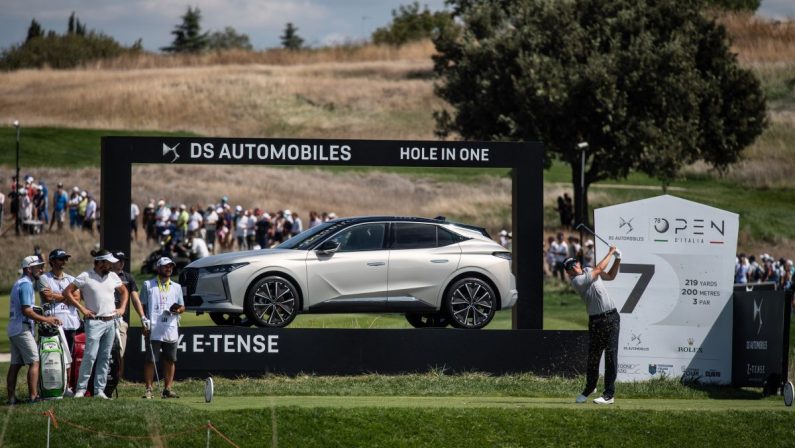 DS protagonista con la gamma E-Tense al 78° Open d’Italia di golf