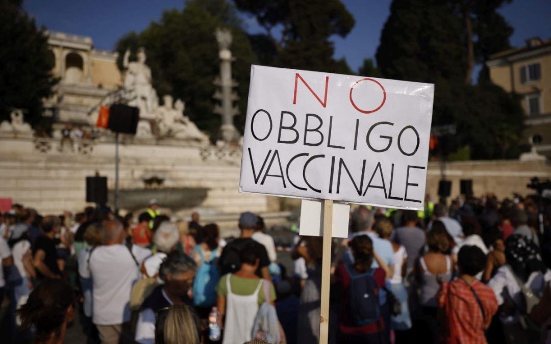 “Progettavano azioni violente”, blitz in tutta Italia contro No Vax