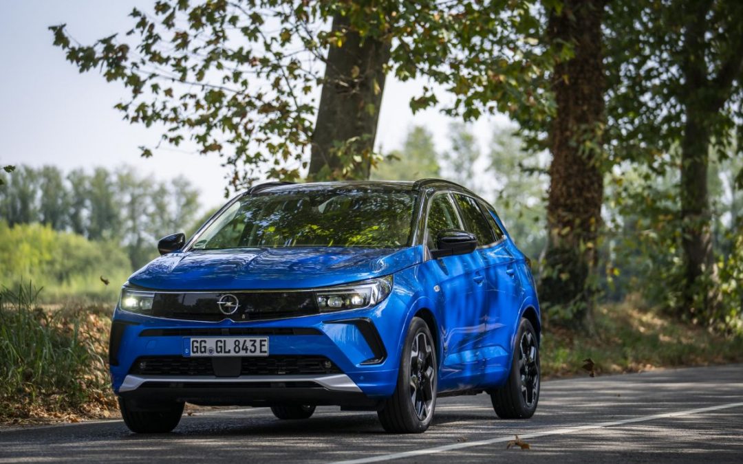 Nuovo Opel Grandland, design audace e tecnologie d’avanguardia