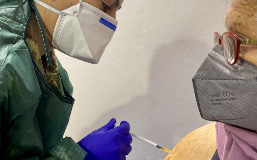 Vaccino, il 20 settembre al via la terza dose per i fragili