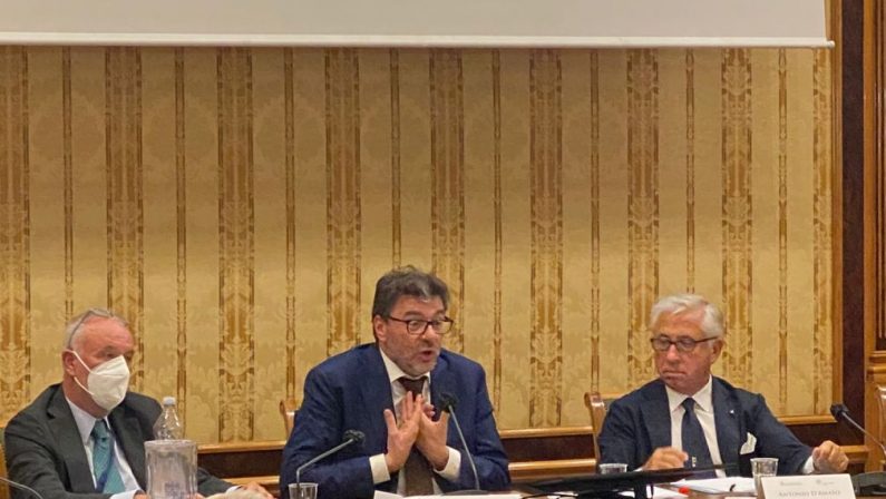 Giorgetti “Cultura su Reddito Cittadinanza è sbagliata”