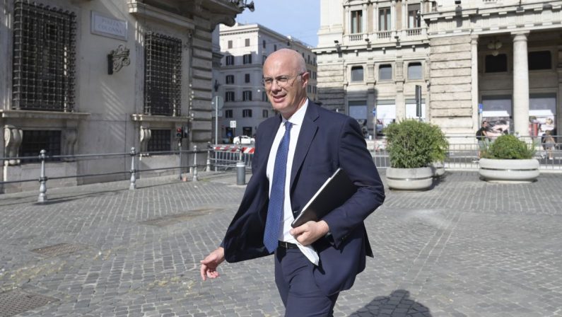 Governo, D’Incà “Fiducia serve ad accelerare per avere i fondi del pnrr”