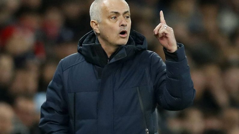Mourinho “Strada Roma ambiziosa ma fatta di curve”