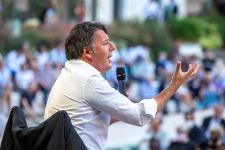 Renzi “Bonomi a gennaio tifava per Conte Ter, ora rispetti la politica”