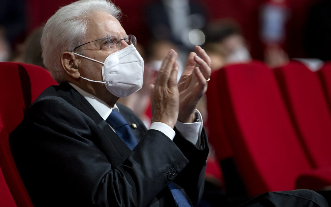 Mattarella “Bersaglieri esempio virtù che hanno scritto storia d’Italia”