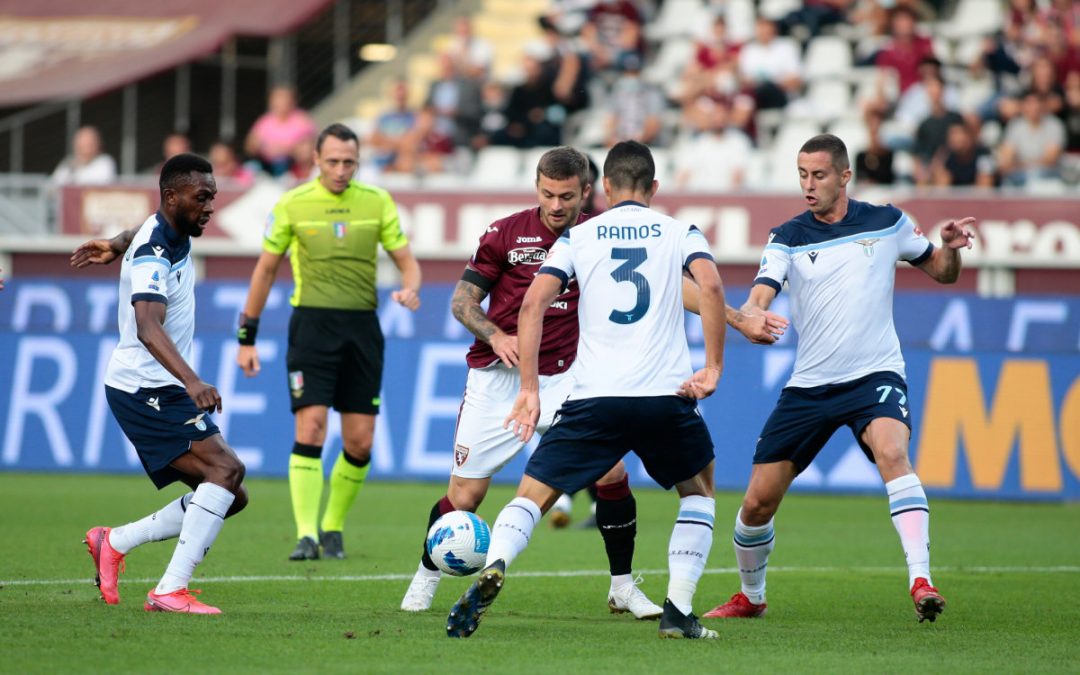 Immobile su rigore risponde a Pjaca, Torino-Lazio 1-1
