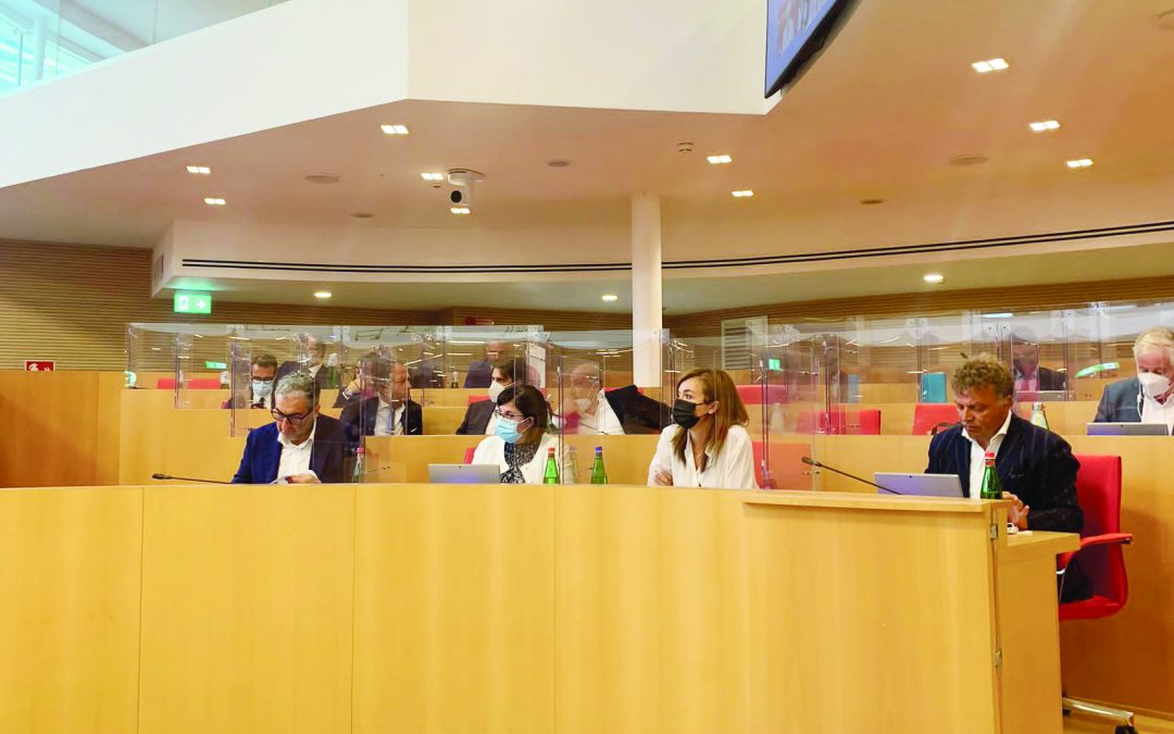 Un'immagine del Consiglio regionale durante il dibattito di ieri sul Tfm