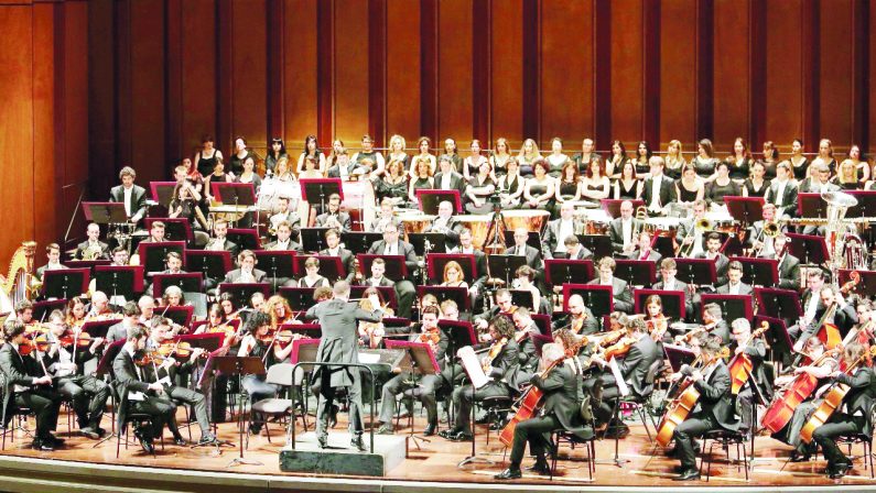 Flautisti licenziati dall'orchestra del Petruzzelli di Bari, ricorso respinto
