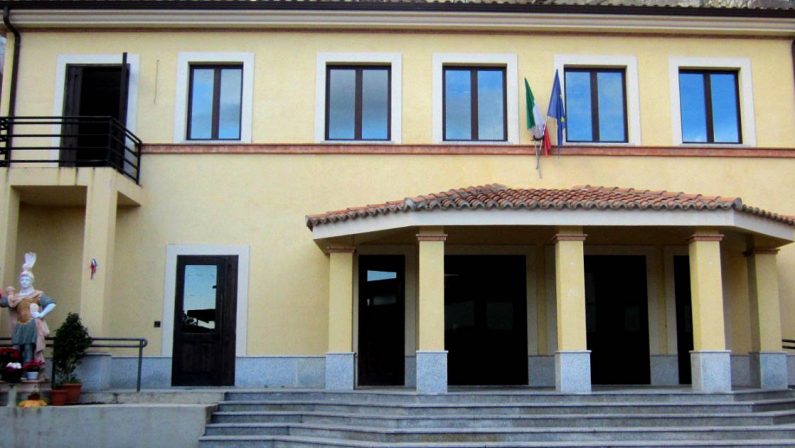 Ingerenze della criminalità organizzata, sciolto il consiglio comunale di Guardavalle (Catanzaro)