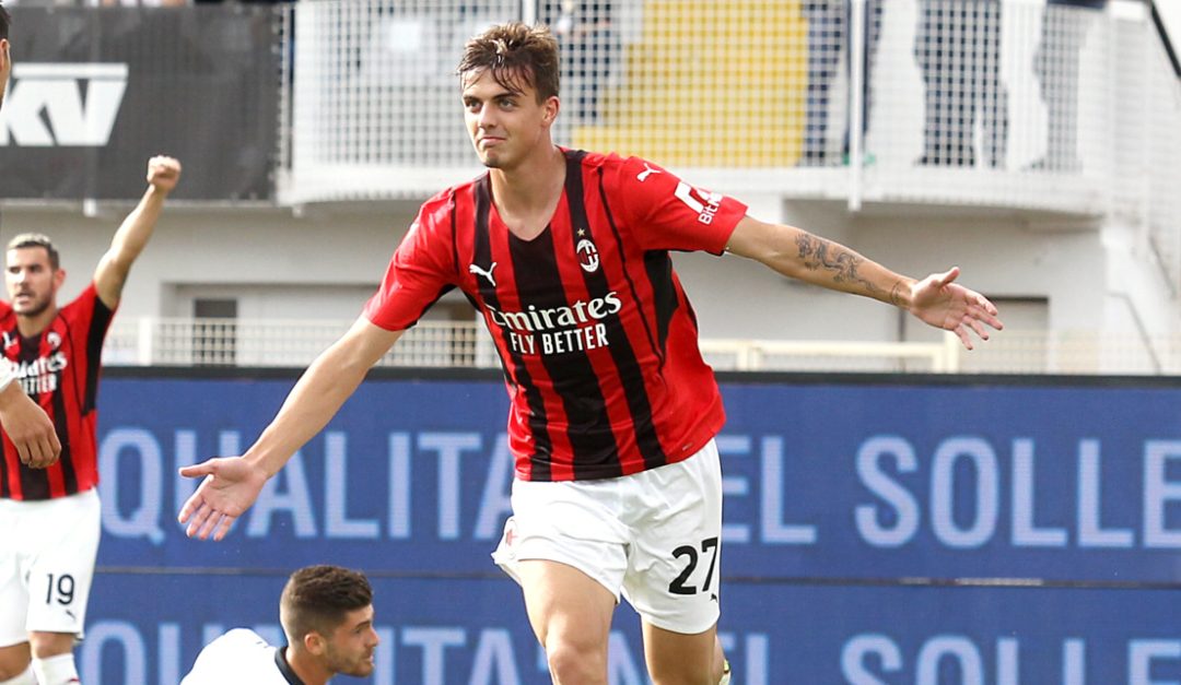L'esultanza del giovane Daniel Maldini dopo il suo primo gol in Serie A