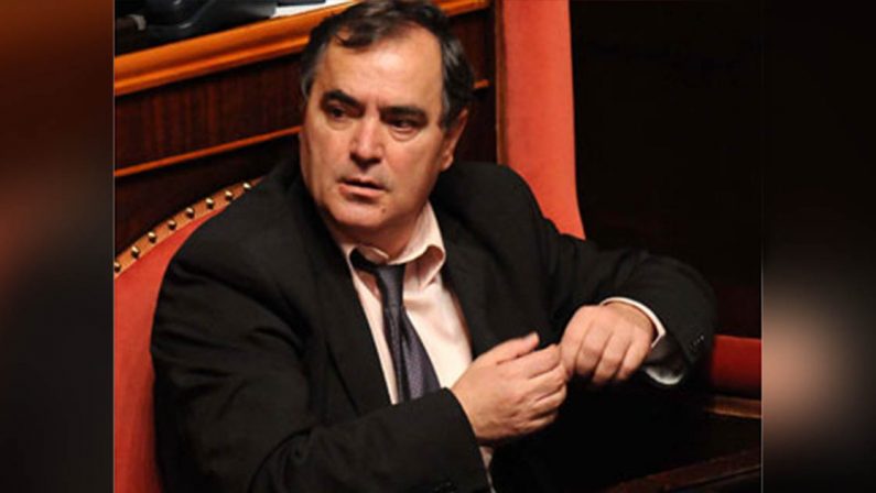 Condannato l’ex senatore Digilio con l'accusa di appropriazione indebita