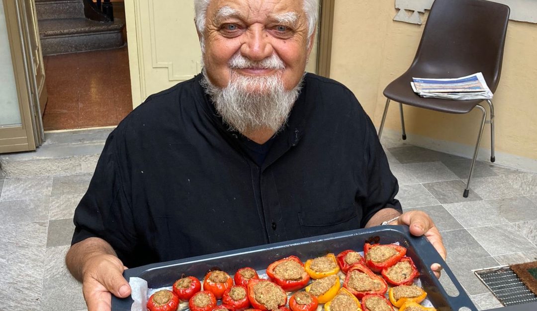 La foto postata su Twitter da Enzo Bianchi