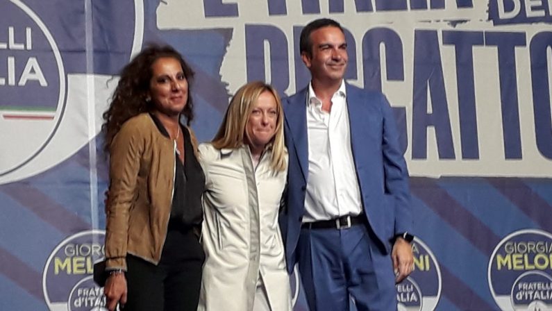 Elezioni regionali, Giorgia Meloni promuove Occhiuto: «La Calabria combatterà ad armi pari»