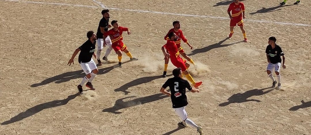 Una fase della gara fra la Garibaldina e il VE Rende