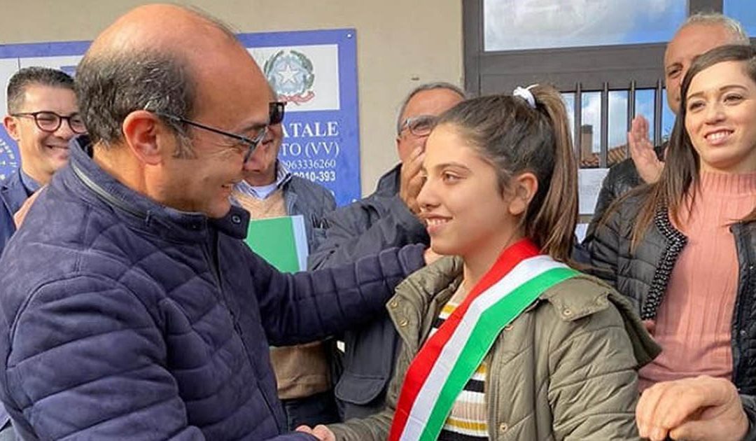 Il sindaco Giordano e il primo baby sindaco Giulia Ciccone