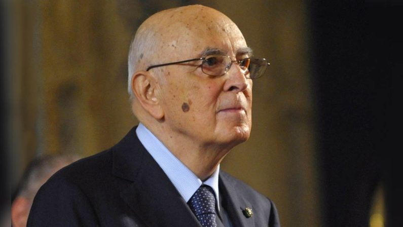 Si aggravano le condizioni del presidente della Repubblica emerito Giorgio Napolitano