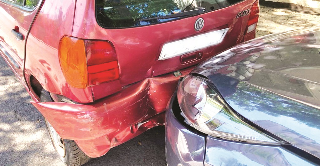 Due delle auto coinvolte nell'incidente