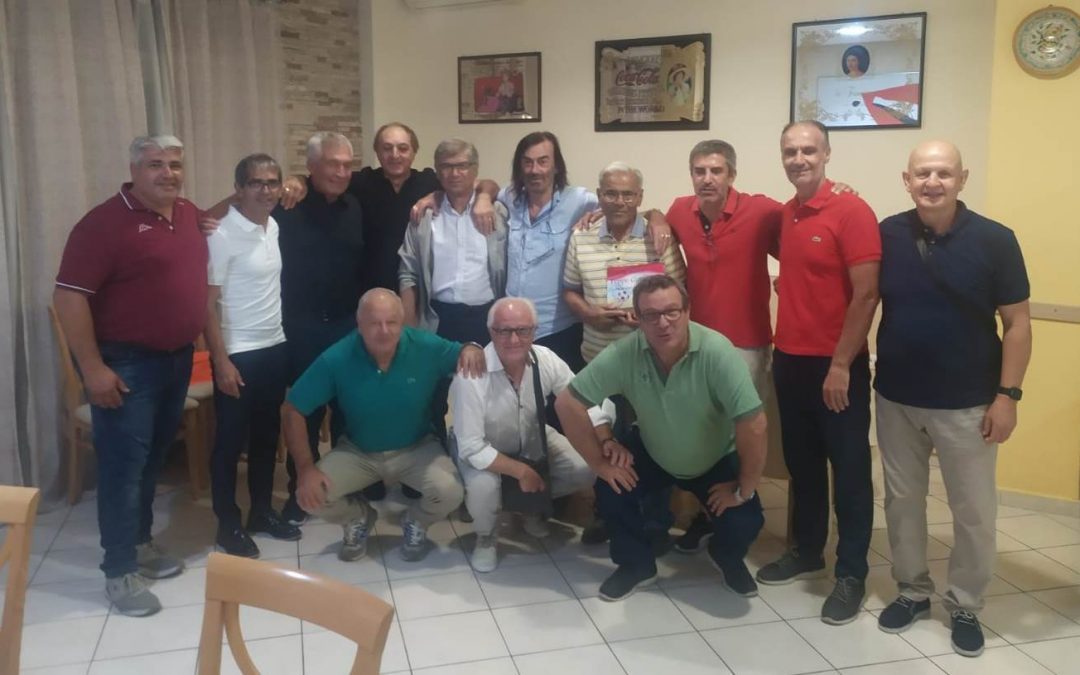 I giocatori del Lazzaro di nuovo assieme 37 anni dopo la promozione