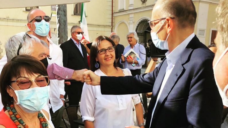 Tour di Letta in Calabria: «Amalia Bruni sarà una svolta per questa regione»