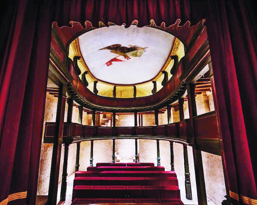 L’interno del Teatro Cittadino di Noicattaro