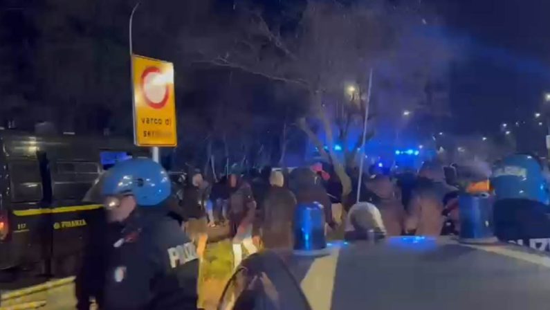 Violenze dopo il derby Cosenza-Catanzaro, 8 ultras arrestati