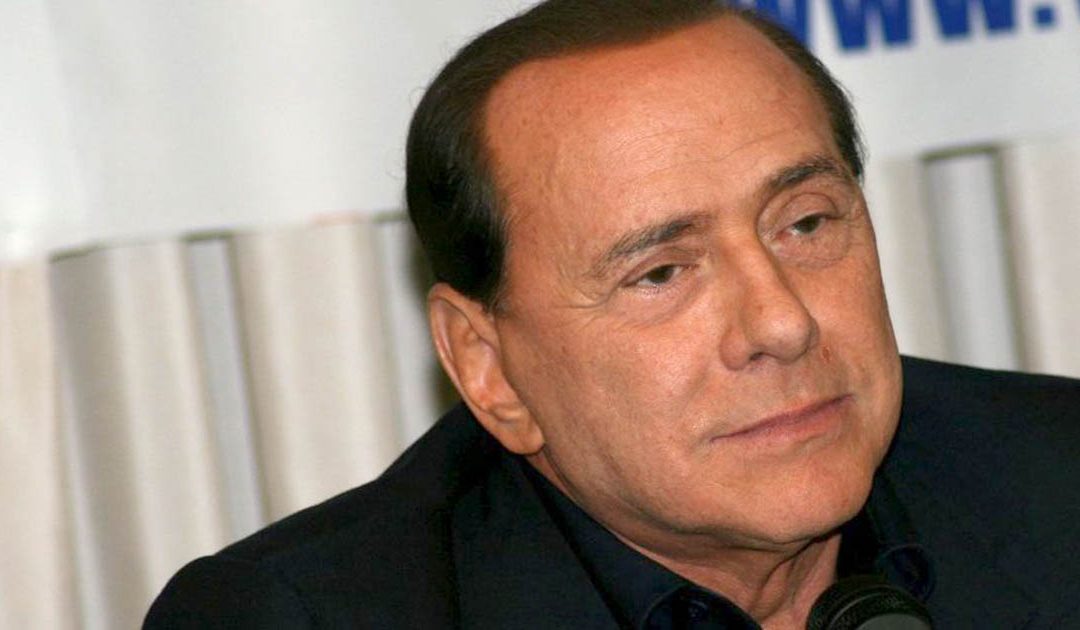 Vibo, dal Comune sì ad una via dedicata a Silvio Berlusconi