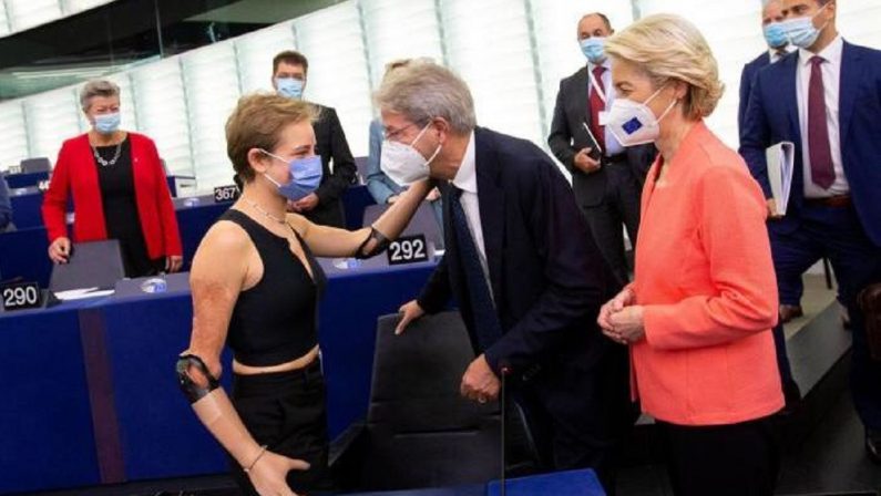 Von der Leyen: «L'Europa deve ispirarsi a Bebe Vio: se sembra impossibile si può fare»